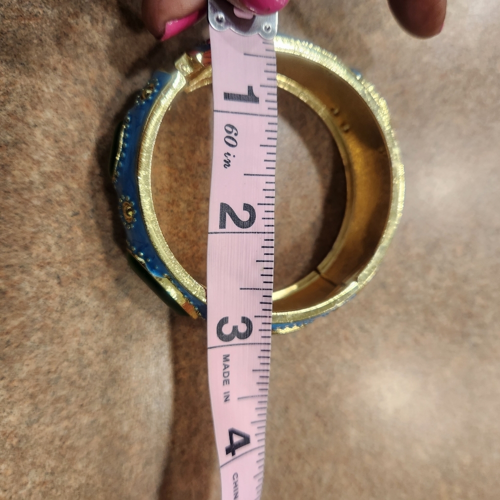 Blue, gold  and lime green bracelet. - Picture 4 of 5